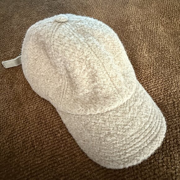 EUC Vintage GAP Taupe Knit Adjustable Baseball Hat - Picture 1 of 5